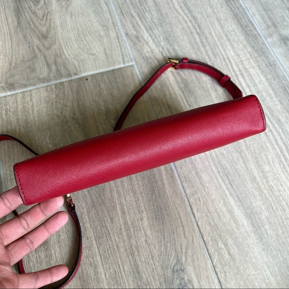 MICHAEL KORS JET SET TRAVEL SHOULDER BAG - Picture 6 of 10